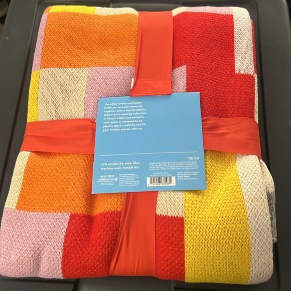 Lego x Target machine washable throw - Picture 4 of 5